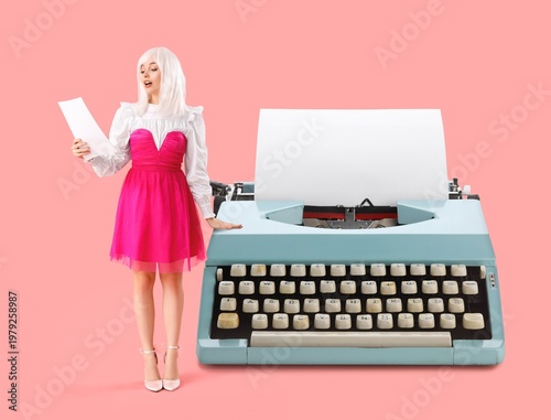 Big typewriter and beautifu...