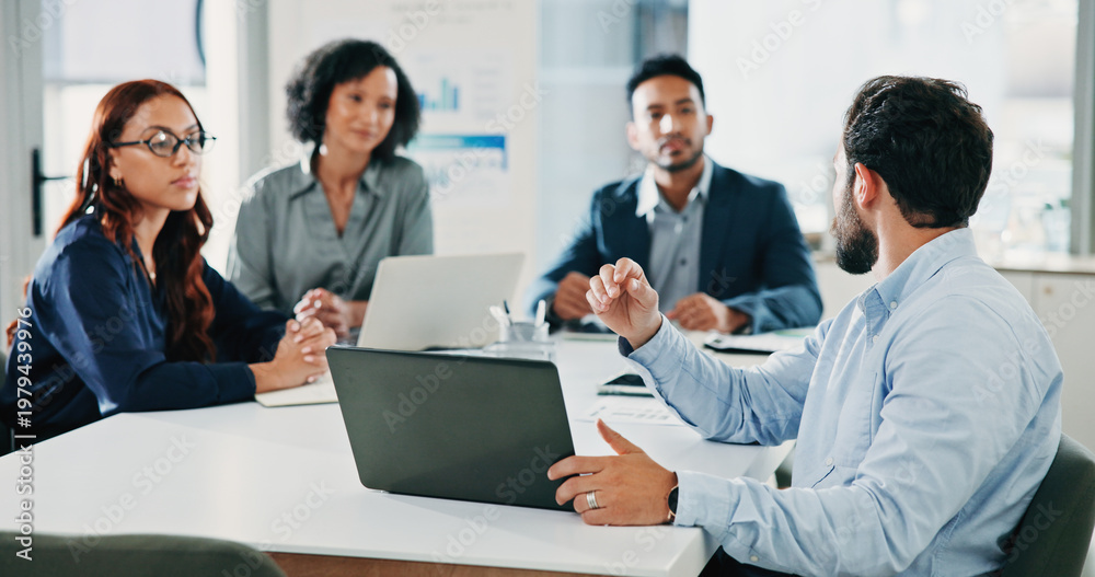 Obraz premium Laptop, presentation and research with business people in meeting for acquisition, finance advisor and liquidity. Brainstorming, speaker and online report with employees in corporate firm for team