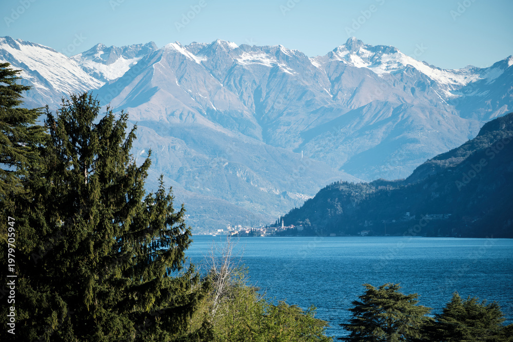 Obraz premium city view with mountains on the background on lake Como in Italy