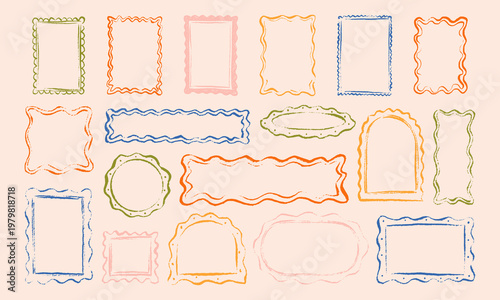 Crayon doodle scalloped edge frame set. Cute kid text box. Hand drawn squiggle wavy rectangle, oval, square, circle, arch shape boarder. Zigzag curvy crayon childish borders, picture, photo frames