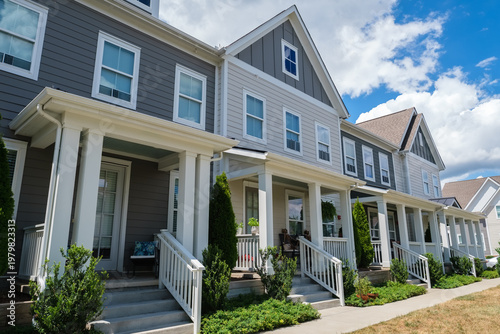 Canvastavla Southern American Townhomes