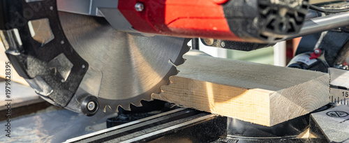 Εκτύπωση καμβά Miter saw tool blade up close for cutting lumber and carpentry