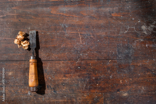 Bild auf Leinwand Vintage-Handmeißel aus Holz