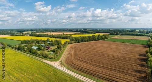 Wide panorama of flourishin...