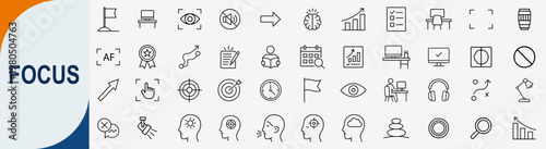 Focus icons set, thin line vector icons for target and concentration