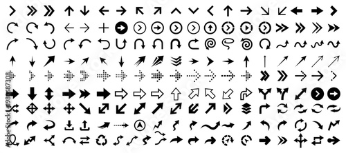et of arrow icons. Black and white vector signs. Minimalist UI design elements. Modern interface navigation symbols. Ideal for mobile apps and websites. High quality professional digital graphics.
