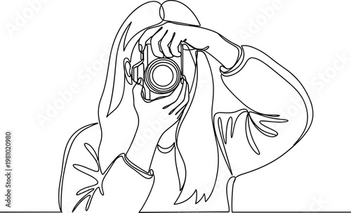 Continuous Line Art Woman with Camera – Female Photographer, Content Creator Minimal One Line Drawing Vector Illustration
