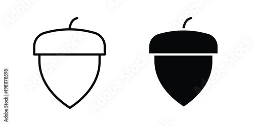 Oak nut icon clip art collection. Editable stroke icons
