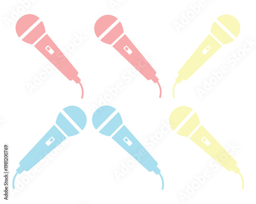 パステルカラーのマイクセット、歌やスピーチ、イベントに最適な可愛らしいベクターイラスト素材。ピンク、水色、黄色のカラフルなマイクが6本、シンプルで使いやすいデザイン。