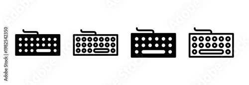 Keyboard icon vector illustration. keyboard sign and symbol