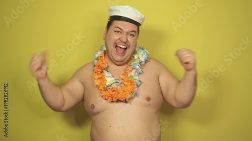 A funny man dreams of a vacation