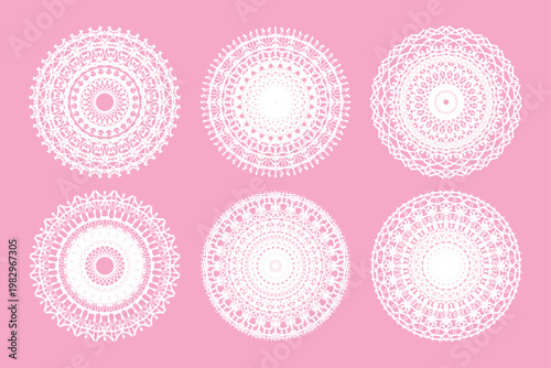 精密なタイポグラフィで構成された放射状の円形レース装飾コレクション6種セット（幾何学・対称・エレガント背景デザイン素材）