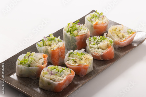 生春巻き（スモークサーモンとクリームチーズ）