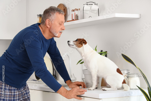 Mature man with cute Jack R...