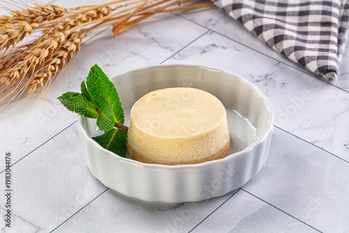 Round dessert cheesecake New York