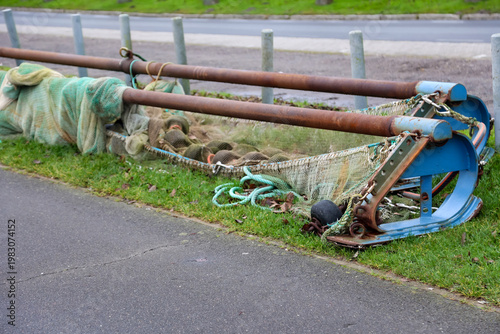 Details und Ausrüstung eines Krabbenkutters an der Nordsee.