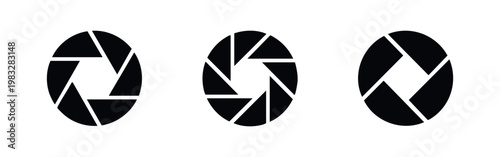 Camera aperture icons with varying blade configurations, black silhouettes on white