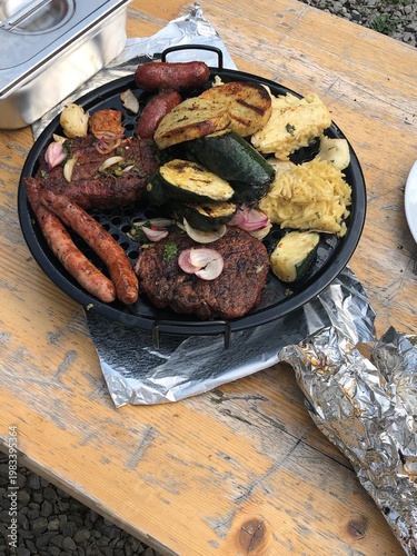 Delicious barbecue feast fe...