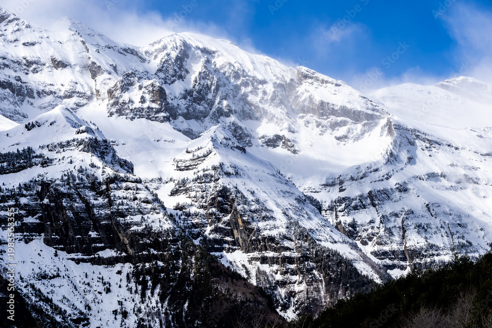 Obraz premium Pineta valley snow covered mountain peaks Ordesa National Park