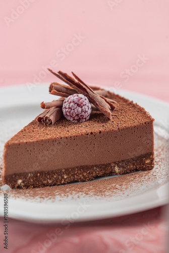 Torta musse de chocolate.
