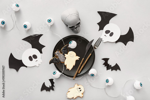 Halloween table setting wit...