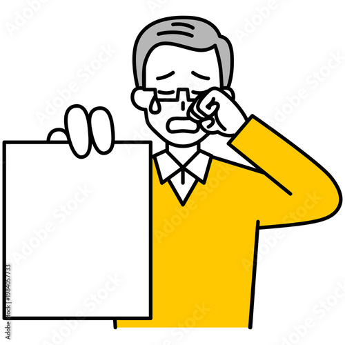 書類を見せて泣く年配の男性