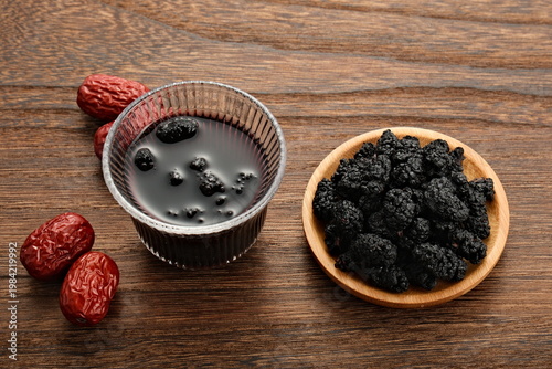 Red dates, dried mulberries, and mulberry tea