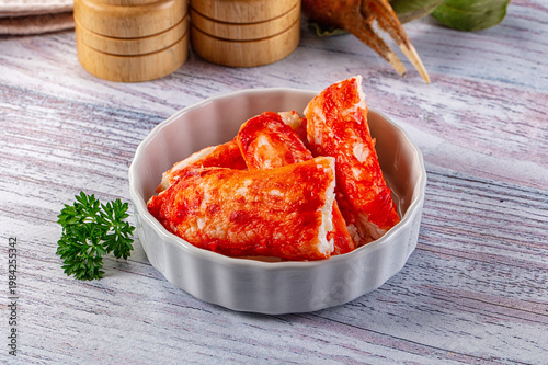 Natural wild crab meat leg