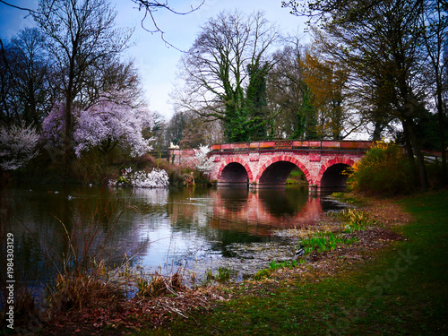 Rote Brücke Park Schönbusch Aschaffenburg