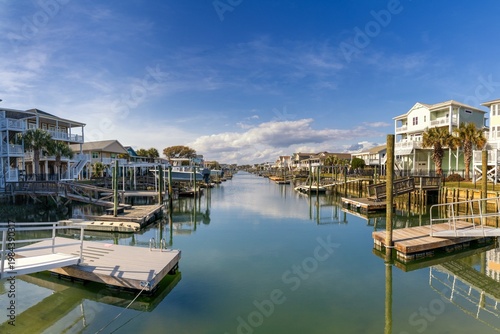 view of the Intracoastal Waterway and waterfront homes on Ocean Isle Beach