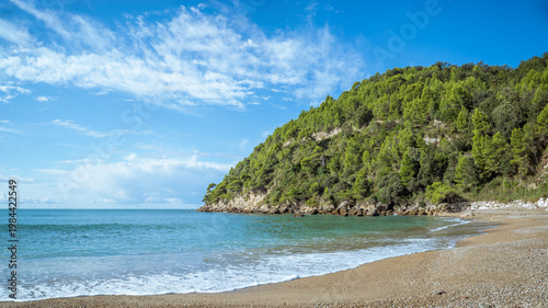 Tableau sur toile Sant'Agostino Beach, Latina, Gaeta, Italy: Beach with turquoise water and green