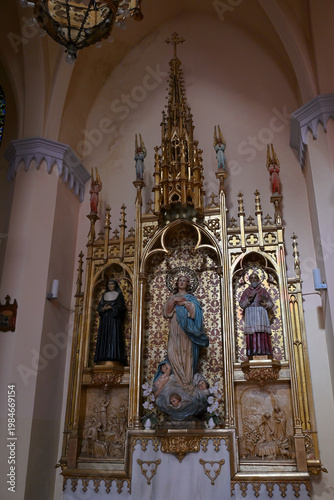 Détail de l'autel de l'église du sanctuaire de Marie Auxiliatrice dans la ville de Ciutadella sur l'île de Minorque