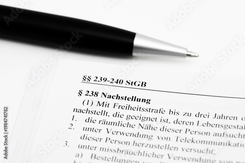 Nachstellung Artikel 238 Strafgesetzbuch