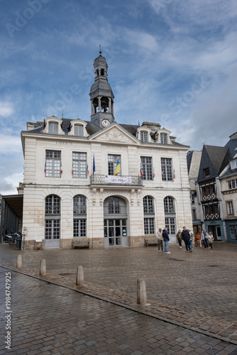 Découverte du patrimoine d'Auray : le port pittoresque de Saint-Goustan et le centre historique