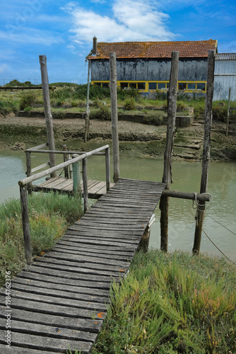embarcadère sur le chenal de La Tremblade