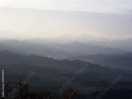 Wallpaper Mural Beautiful hill view early in the morning Torontodigital.ca