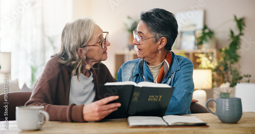 Φωτογραφία Discussion, bible and senior women in home with learning religion, gratitude or worship together