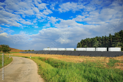solarfield with battery storage