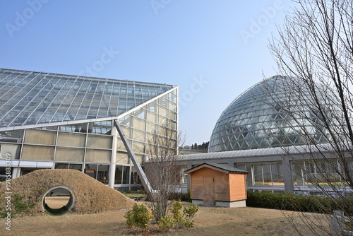 新潟県立植物園の外観と園内施設（新潟県新潟市秋葉区新津）