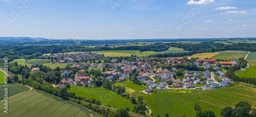 Ausblick ins Obere Jagsttal rund um den Stausee Rainau-Buch im Ostalbkreis im Sommer