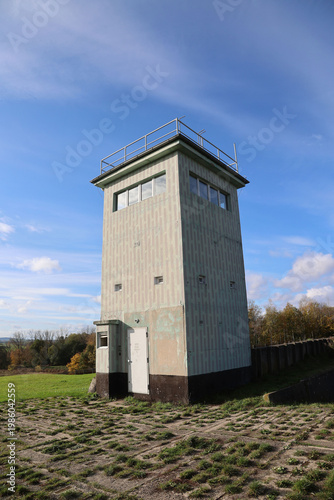 Ein Turm an der ehemaligen Grenze, dem antifaschistischen Schutzwall, zur BRD. Ein BT 6 oft als Führungsstelle benutzt.