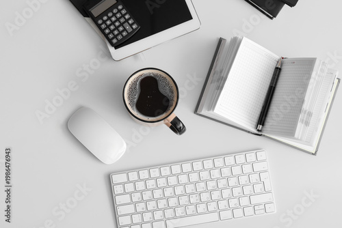 Minimal home office workspa...