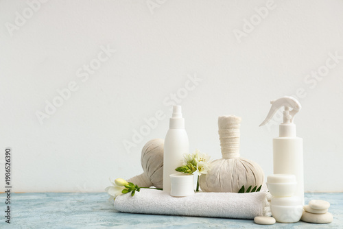 Composition with cosmetic p...