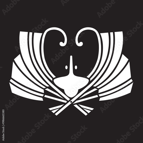 日本の伝統的な器物紋の家紋である「扇紋」のベクターデータ