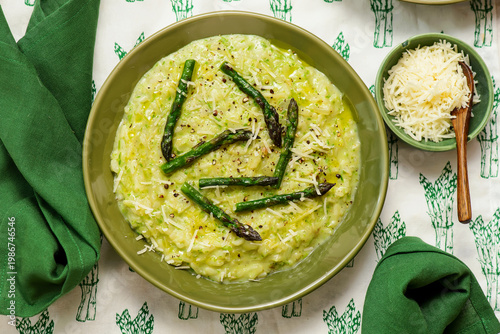 Creamy Spring Risotto with Asparagus.top veiw