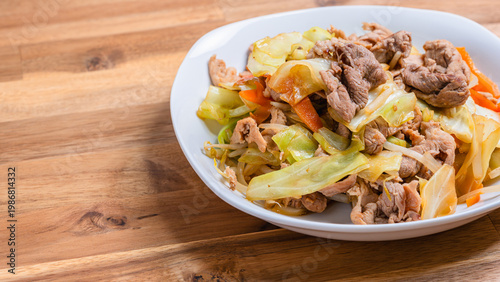 Quadro em tela 肉野菜炒め 豚肉とキャベツのシンプルな炒め料理