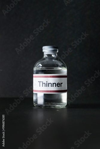 thinner　シンナーのイメージ素材