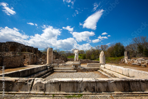 Ancient Roman Marble Pool w...
