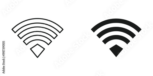 Comparison of wifi signal strength indicators with different bar fill styles