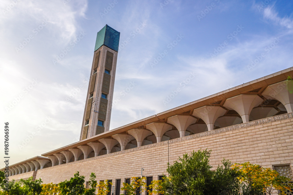 Fototapeta premium Great Mosque of Algiers, the Grand Mosque of Algeria, Alger the capital city of Algeria, North Africa, city centre of Algiers, the capital of Algeria, Landscape of Algiers city. مسجد الجزائر الأعظم